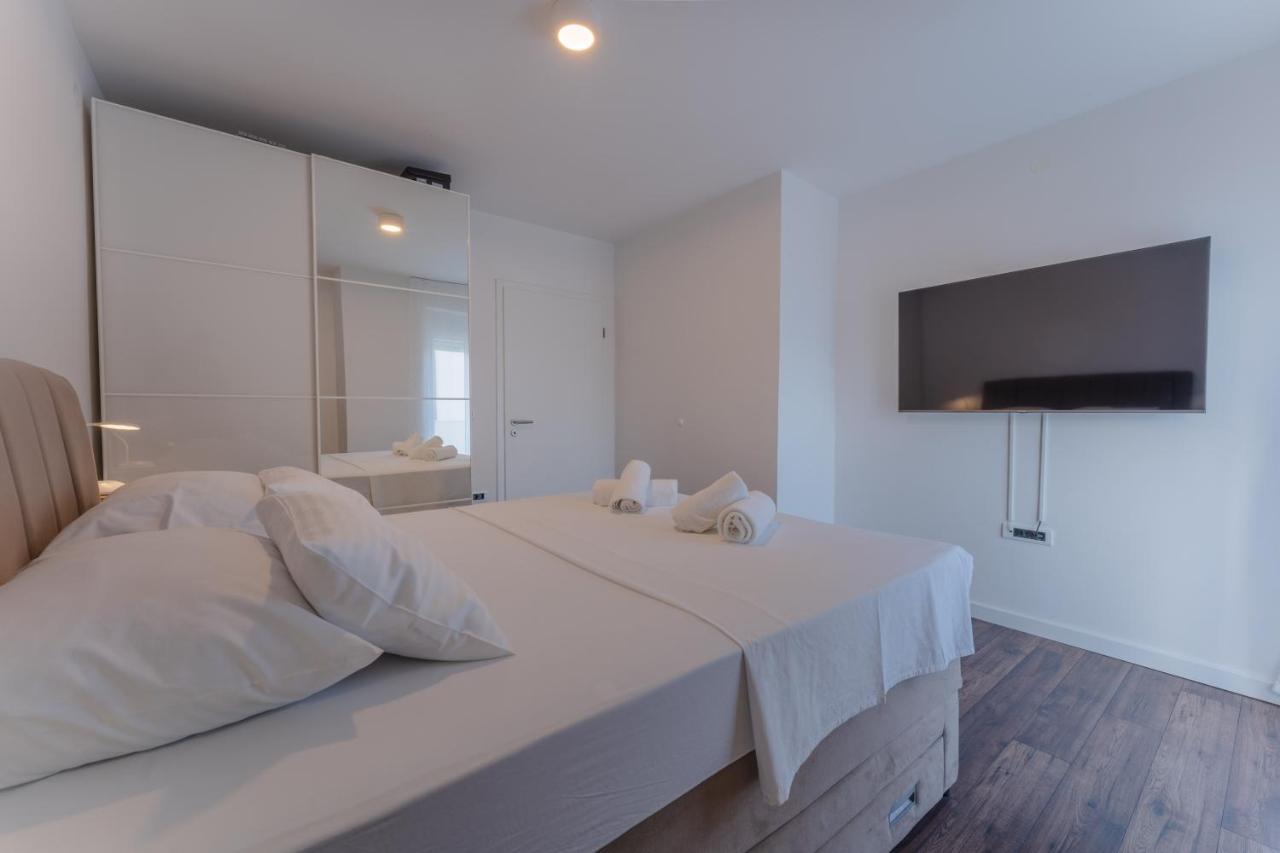 Apartment Glamorous Getaway Zadar Bagian luar foto